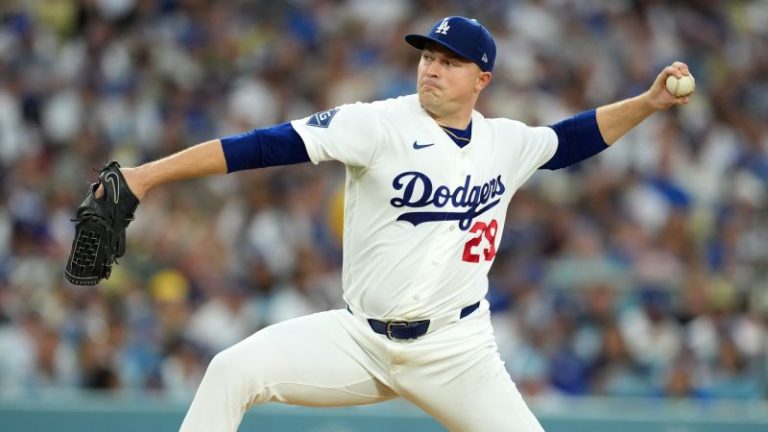 2026-08-11t051530z-2139251613-mt1usatoday29557179-rtrmadp-3-mlb-kansas-city-royals-at-los-angeles-dodgers