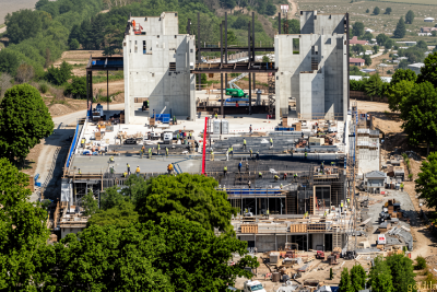 Supreme Court temporarily allows construction of White House ballroom to continue