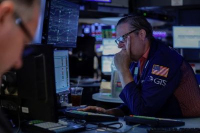US 10-year yield touches highest level since 2023